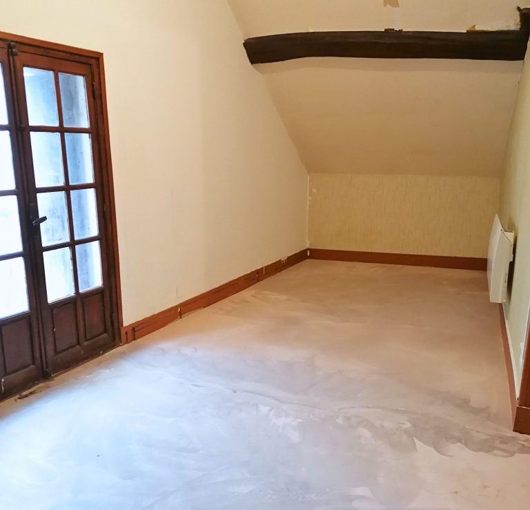 Rénovation chambre Rénovation en cours d'une chambre